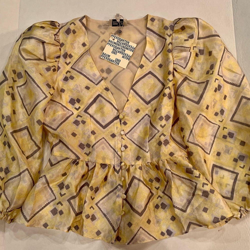 Baum Und Pferdgarten Mallow Blouse in Pastel Geometric NWT